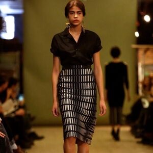 Comrags virgin wool skirt (new no tag)